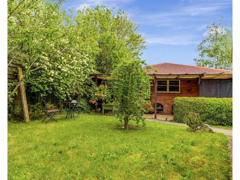 43 Maple Crescent, Lithgow NSW 2790