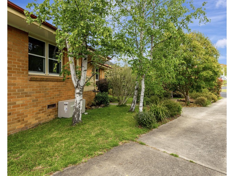 43 Maple Crescent, Lithgow NSW 2790