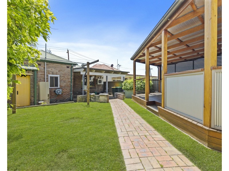 13 Read Avenue, Lithgow NSW 2790