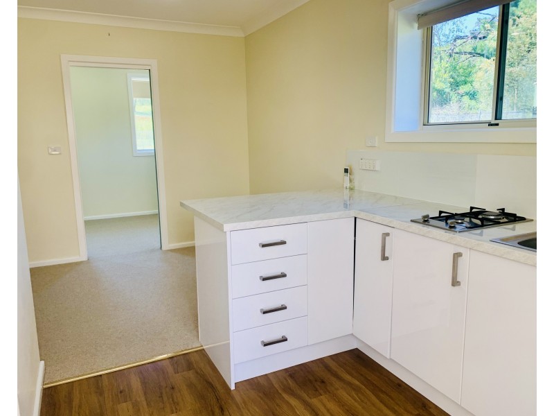 14a Maple Crescent, Lithgow NSW 2790