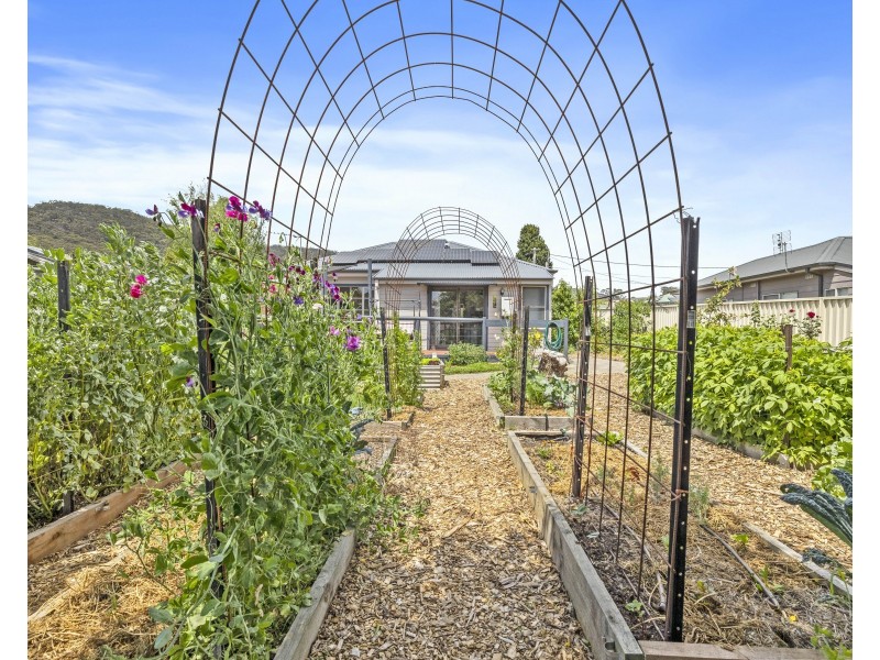 1 Tobruk Street, Littleton NSW 2790