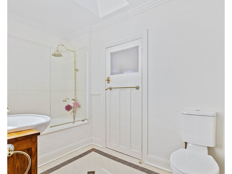 20 Burton Street, Portland NSW 2847