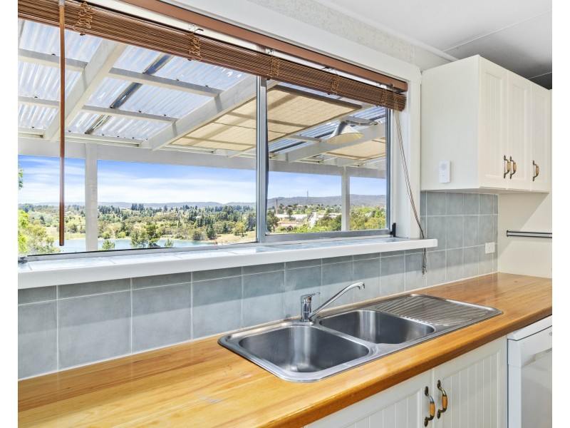 20 Burton Street, Portland NSW 2847