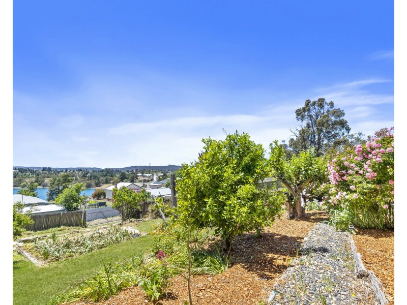 20 Burton Street, Portland NSW 2847