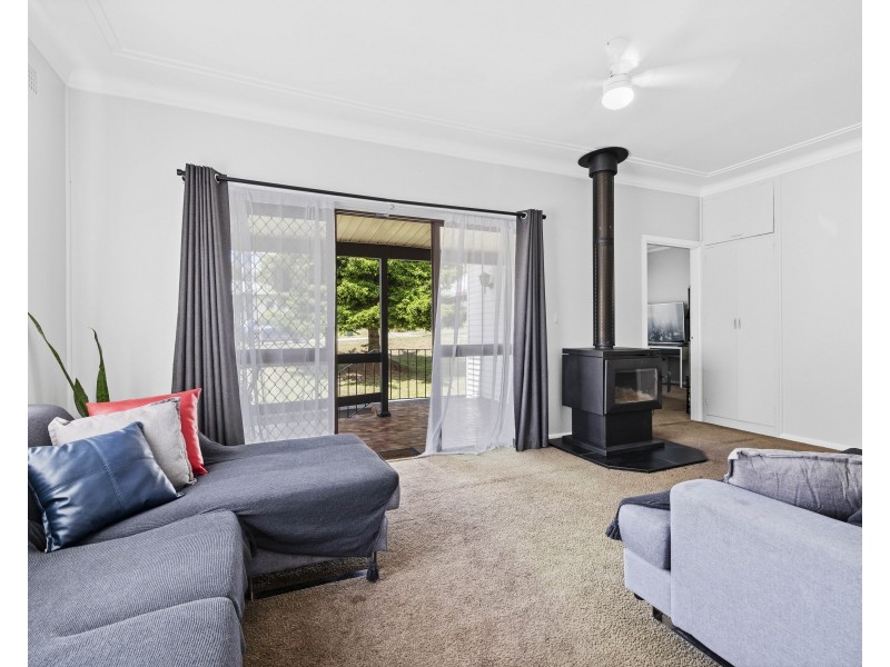 36 Stewart Street, Bowenfels NSW 2790