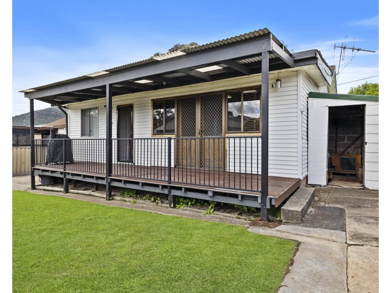 36 Stewart Street, Bowenfels NSW 2790