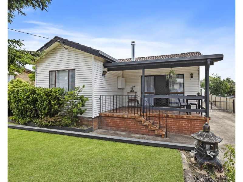 36 Stewart Street, Bowenfels NSW 2790