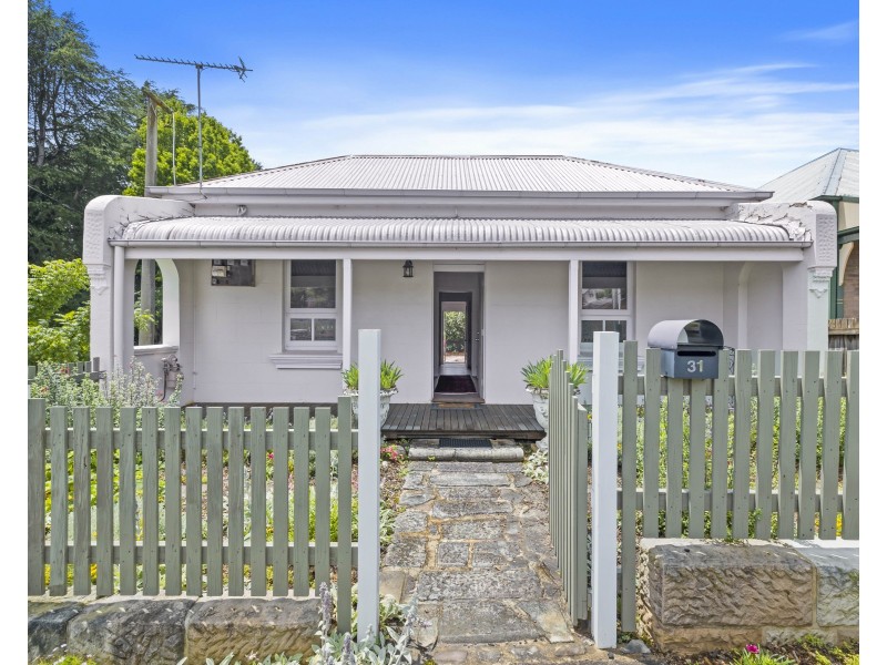 31 Bridge Street, Lithgow NSW 2790