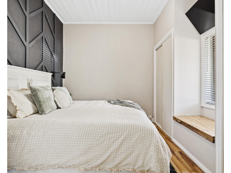 75 Inch Street, Lithgow NSW 2790