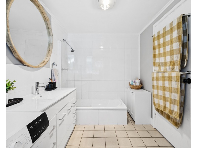 75 Inch Street, Lithgow NSW 2790