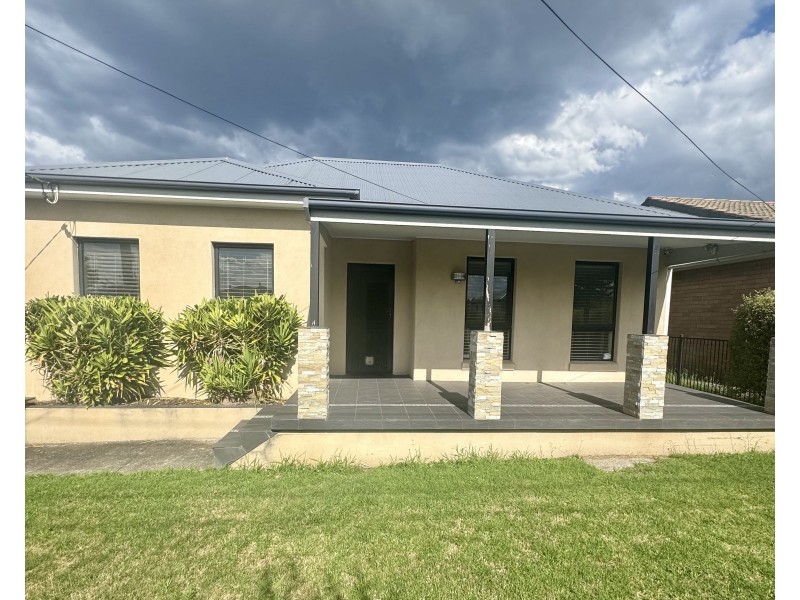 51 Rifle Parade, Lithgow NSW 2790