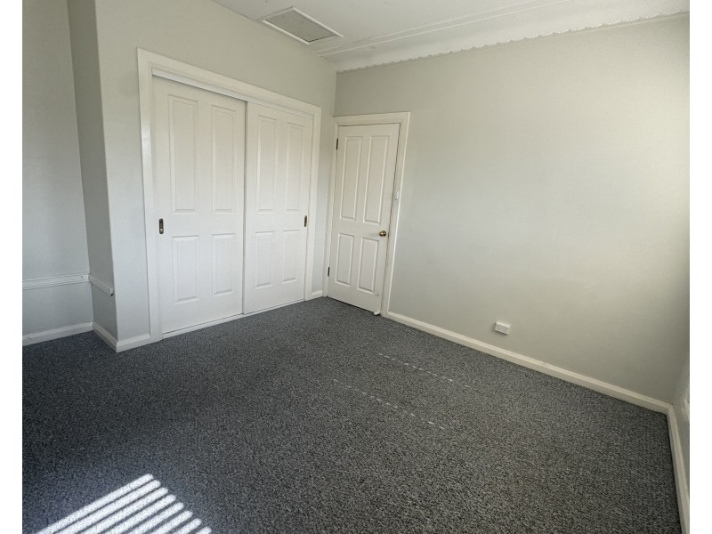 51 Rifle Parade, Lithgow NSW 2790