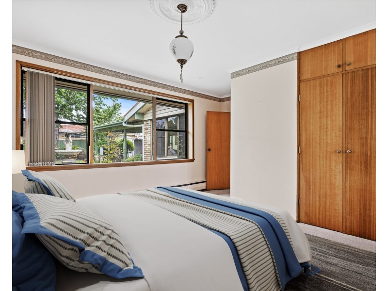 2 Curtin Place, Lithgow NSW 2790