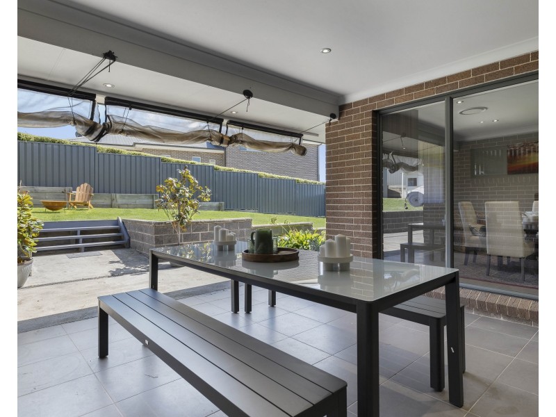 16 James O’Donnell Drive, Bowenfels NSW 2790