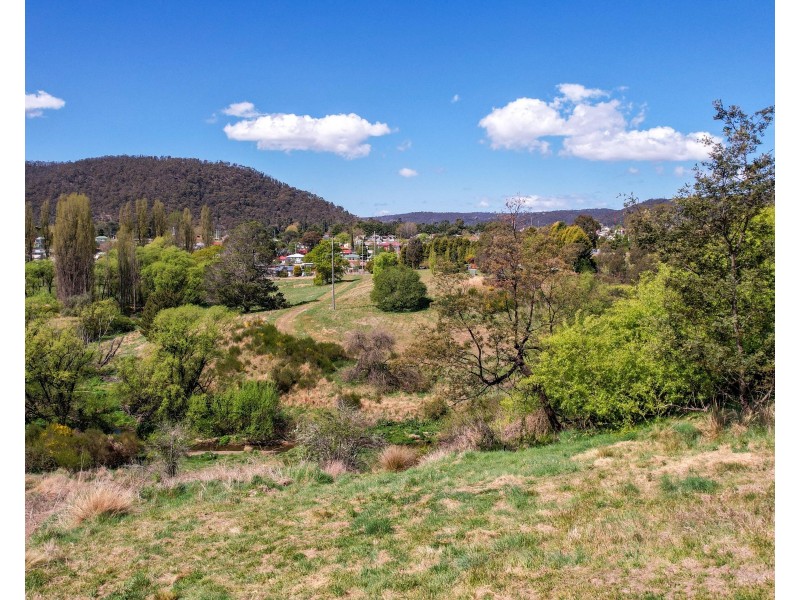 40 Farmers Close, Lithgow NSW 2790