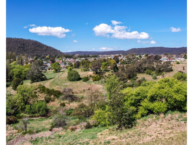 40 Farmers Close, Lithgow NSW 2790