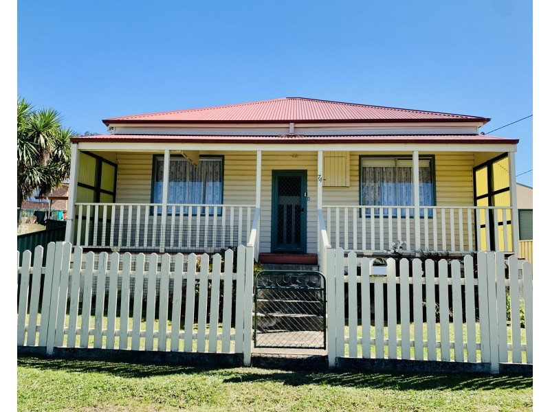 74 Sandford Avenue, Lithgow NSW 2790