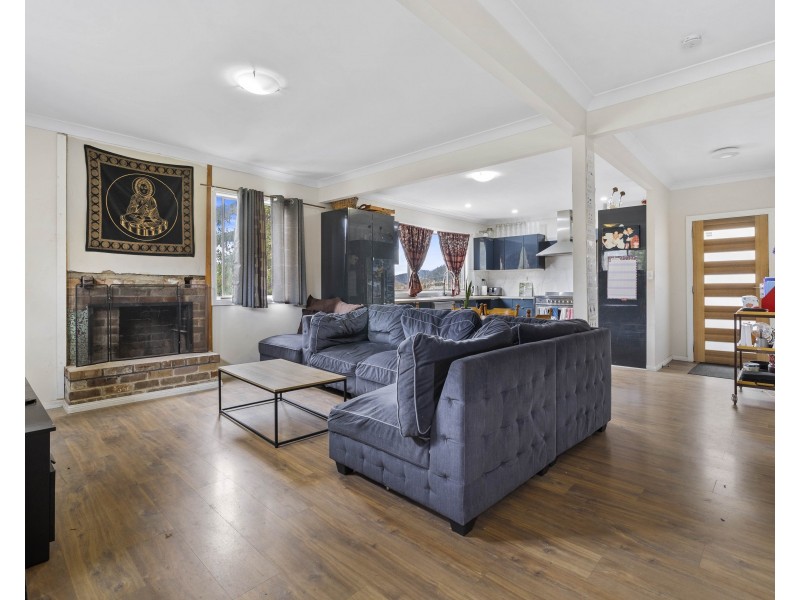 94 Hassans Walls Road, Lithgow NSW 2790