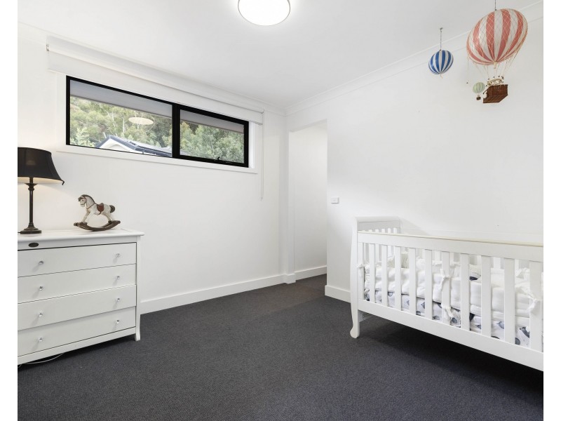 8 Bursaria Place, South Bowenfels NSW 2790