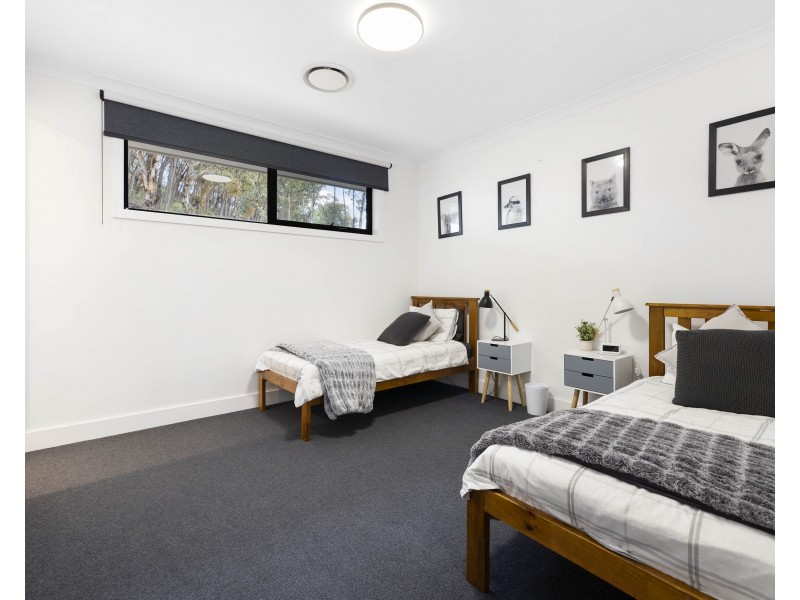 8 Bursaria Place, South Bowenfels NSW 2790