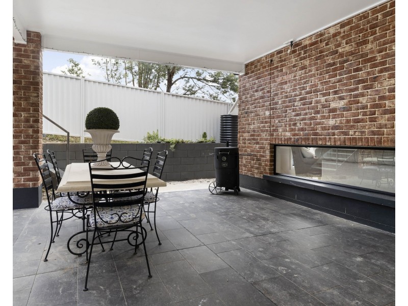 8 Bursaria Place, South Bowenfels NSW 2790
