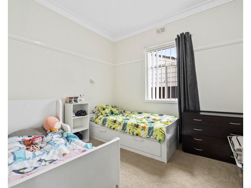 109 Martini Parade, Lithgow NSW 2790