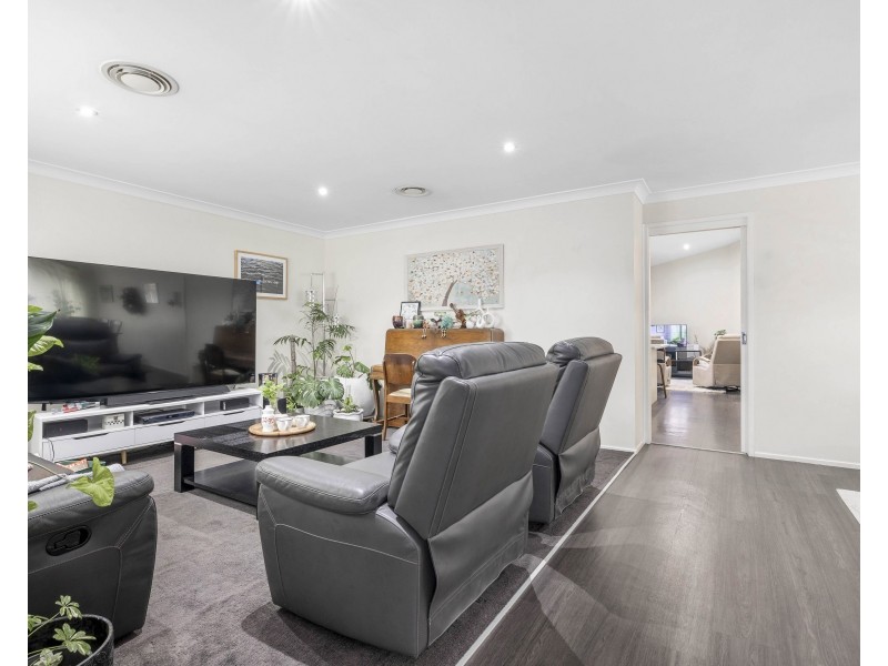 8 Mortlock Close, Lithgow NSW 2790