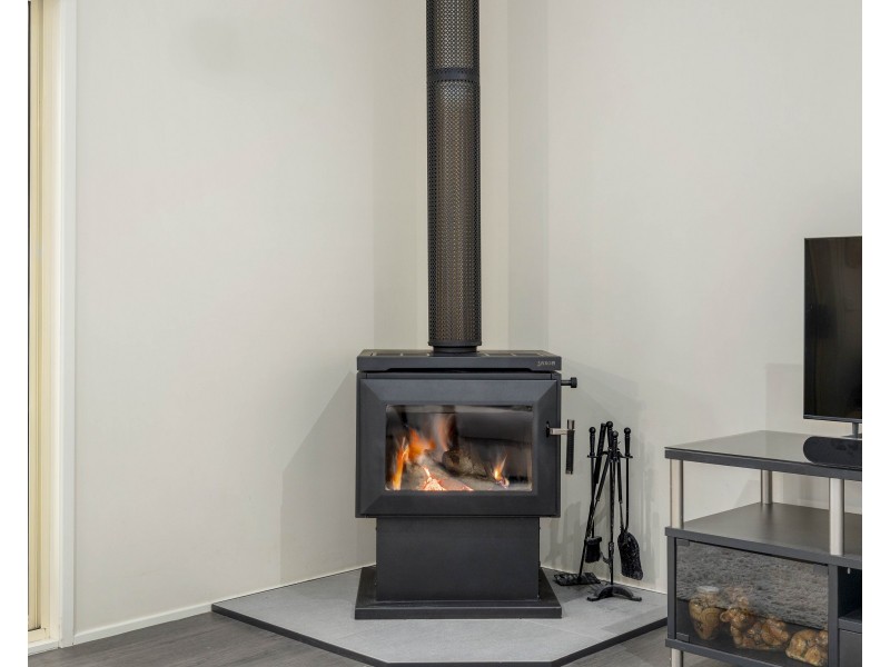 8 Mortlock Close, Lithgow NSW 2790