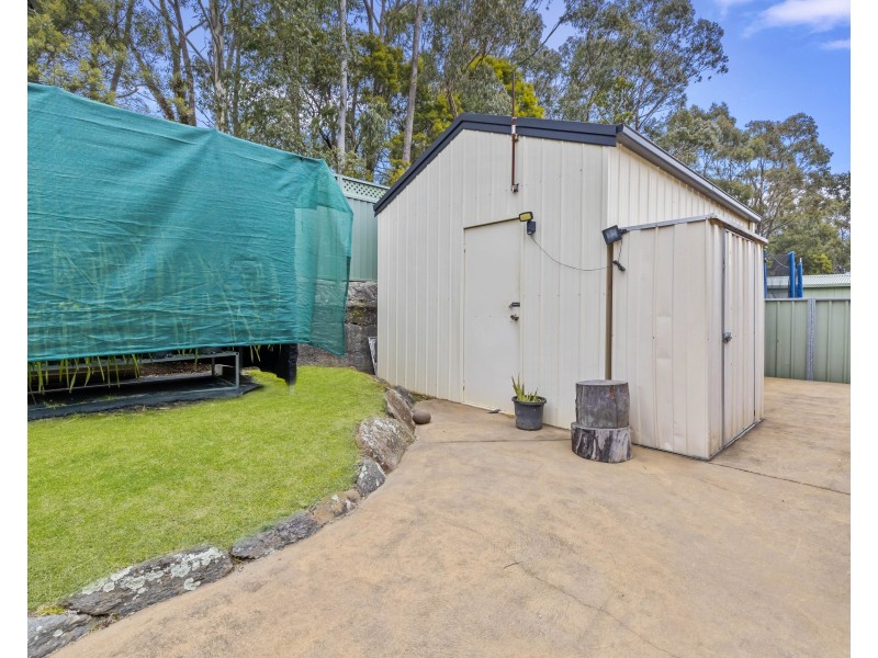 8 Mortlock Close, Lithgow NSW 2790