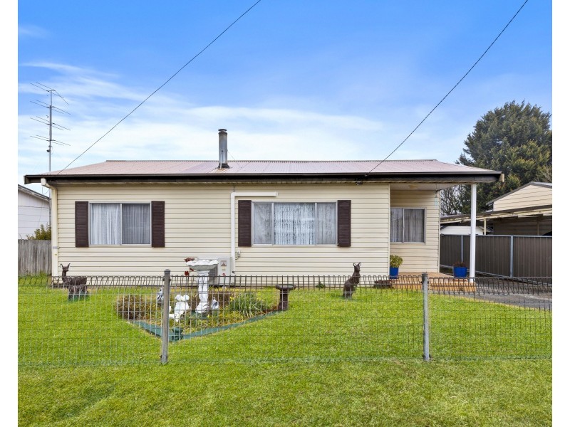 28 Outer Crescent, Lithgow NSW 2790