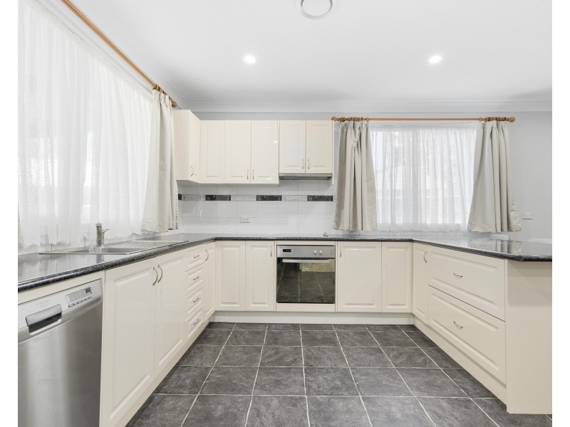 28 Outer Crescent, Lithgow NSW 2790