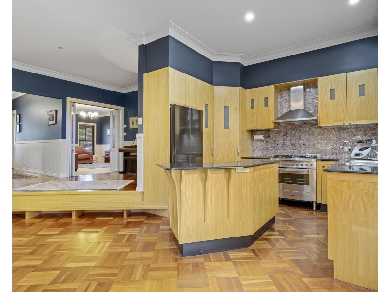 210 Hat Hill Road, Blackheath NSW 2785