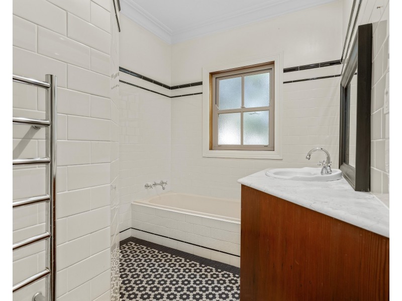 210 Hat Hill Road, Blackheath NSW 2785