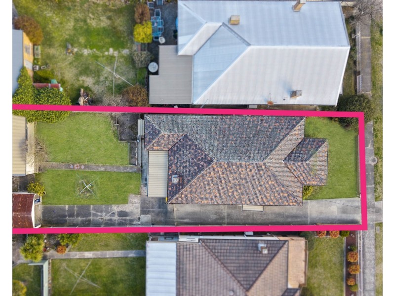 27 Sandford Avenue, Lithgow NSW 2790