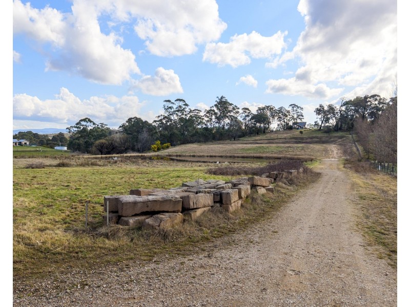 100 Baaners Lane, Little Hartley NSW 2790