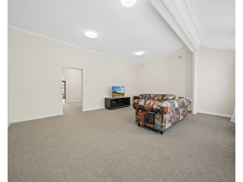 30 Chifley Road, Lithgow NSW 2790