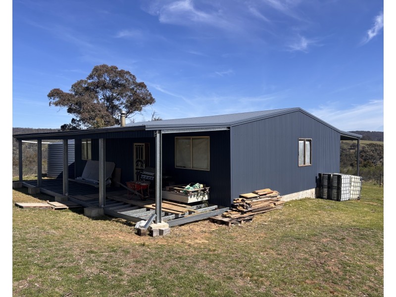 320 Camerons Road, Running Stream NSW 2850