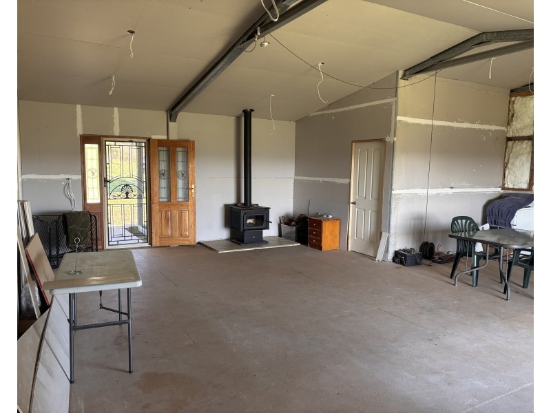 320 Camerons Road, Running Stream NSW 2850