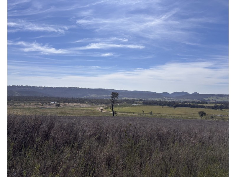 320 Camerons Road, Running Stream NSW 2850