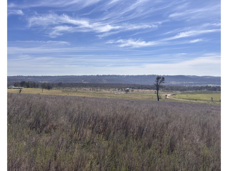 320 Camerons Road, Running Stream NSW 2850