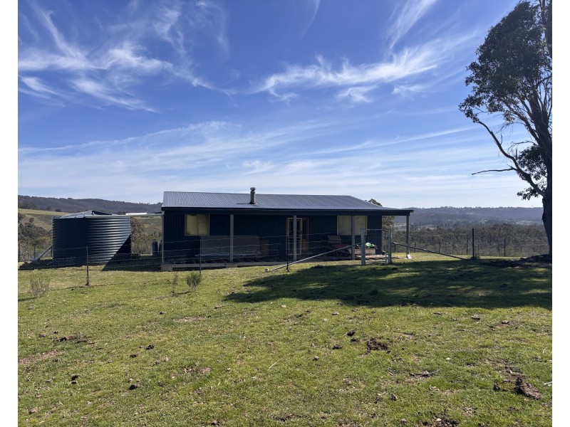 320 Camerons Road, Running Stream NSW 2850