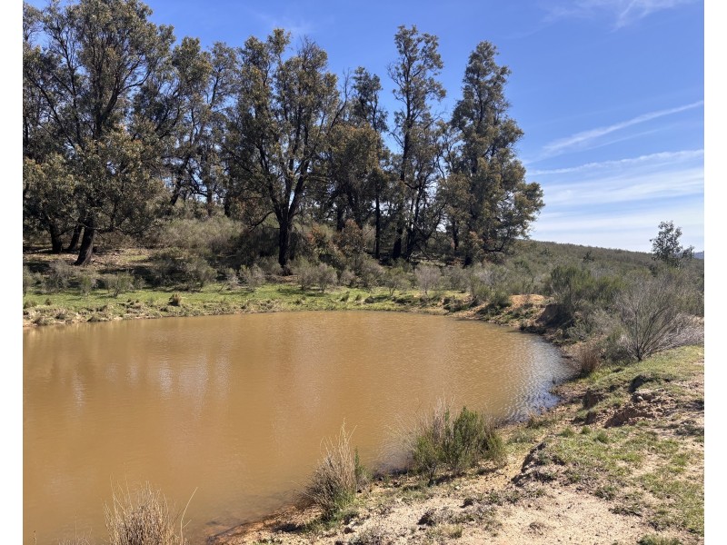 320 Camerons Road, Running Stream NSW 2850
