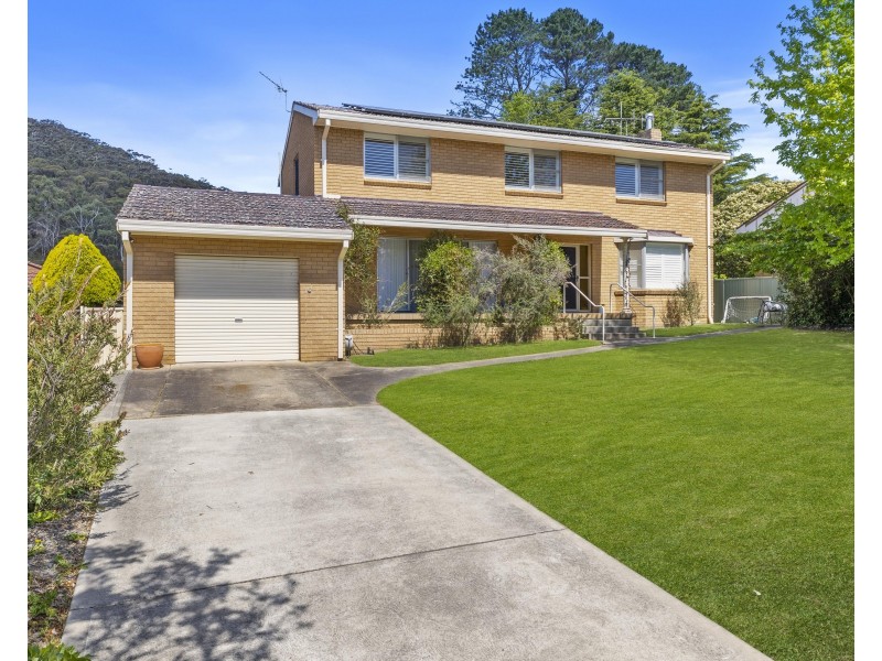 14 Maple Crescent, Lithgow NSW 2790