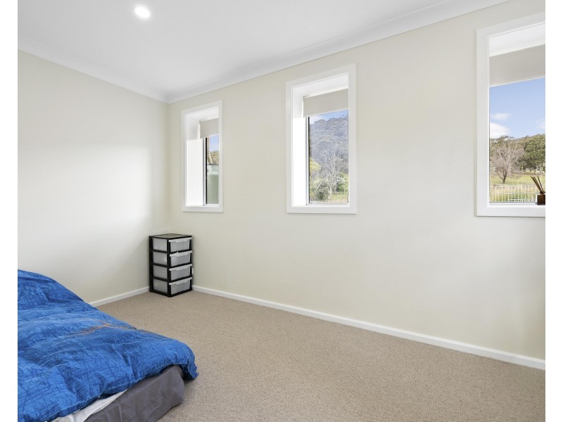 14 Maple Crescent, Lithgow NSW 2790