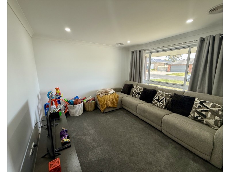 28 Henning Crescent, Wallerawang NSW 2845