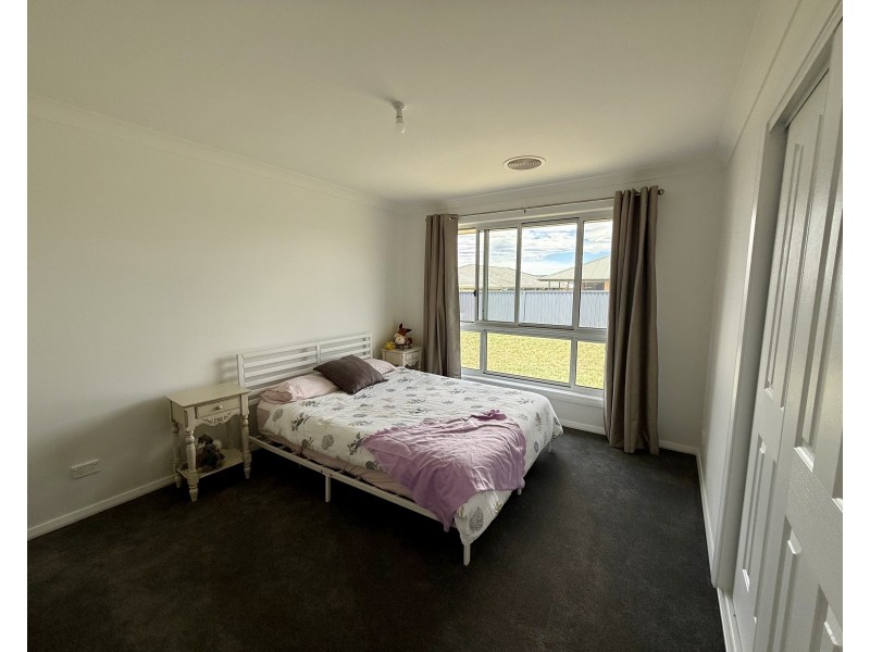 28 Henning Crescent, Wallerawang NSW 2845