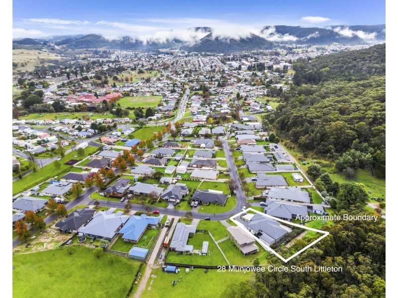 28 Munjowee Circle, Lithgow NSW 2790