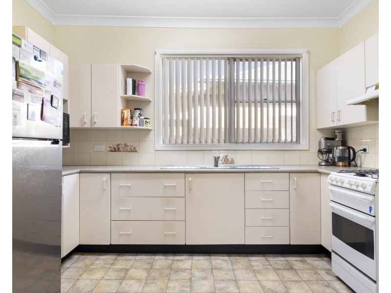 27 Sandford Avenue, Lithgow NSW 2790