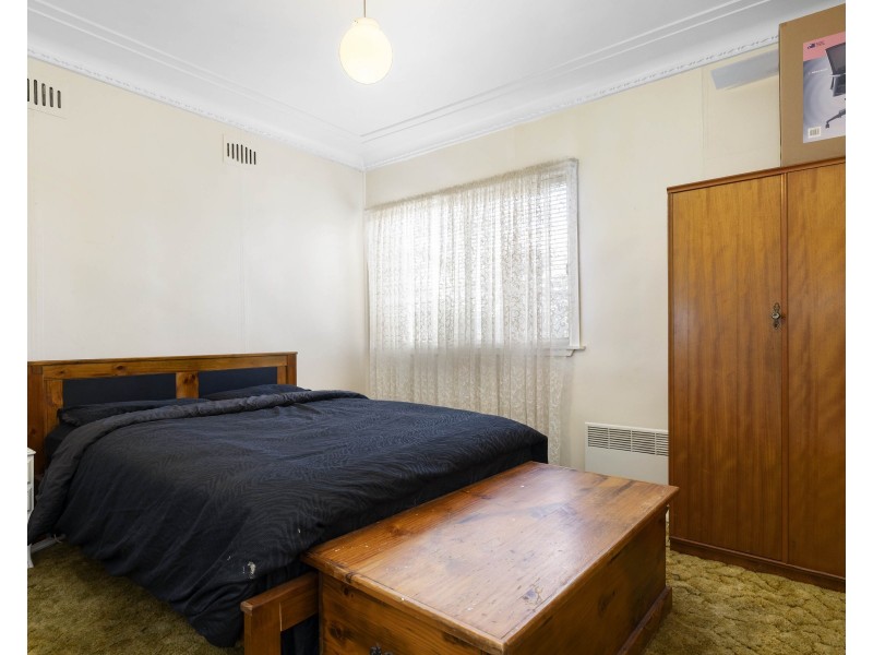 27 Sandford Avenue, Lithgow NSW 2790