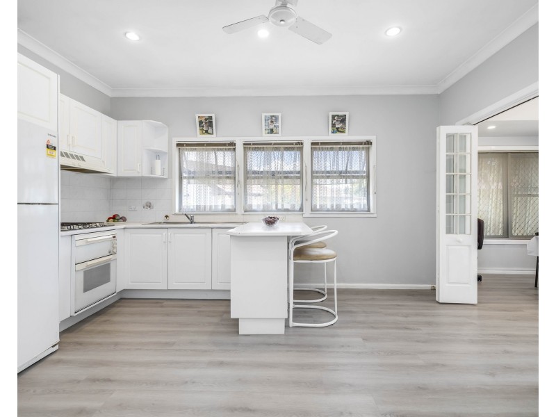 10 Caroline Avenue, Lithgow NSW 2790